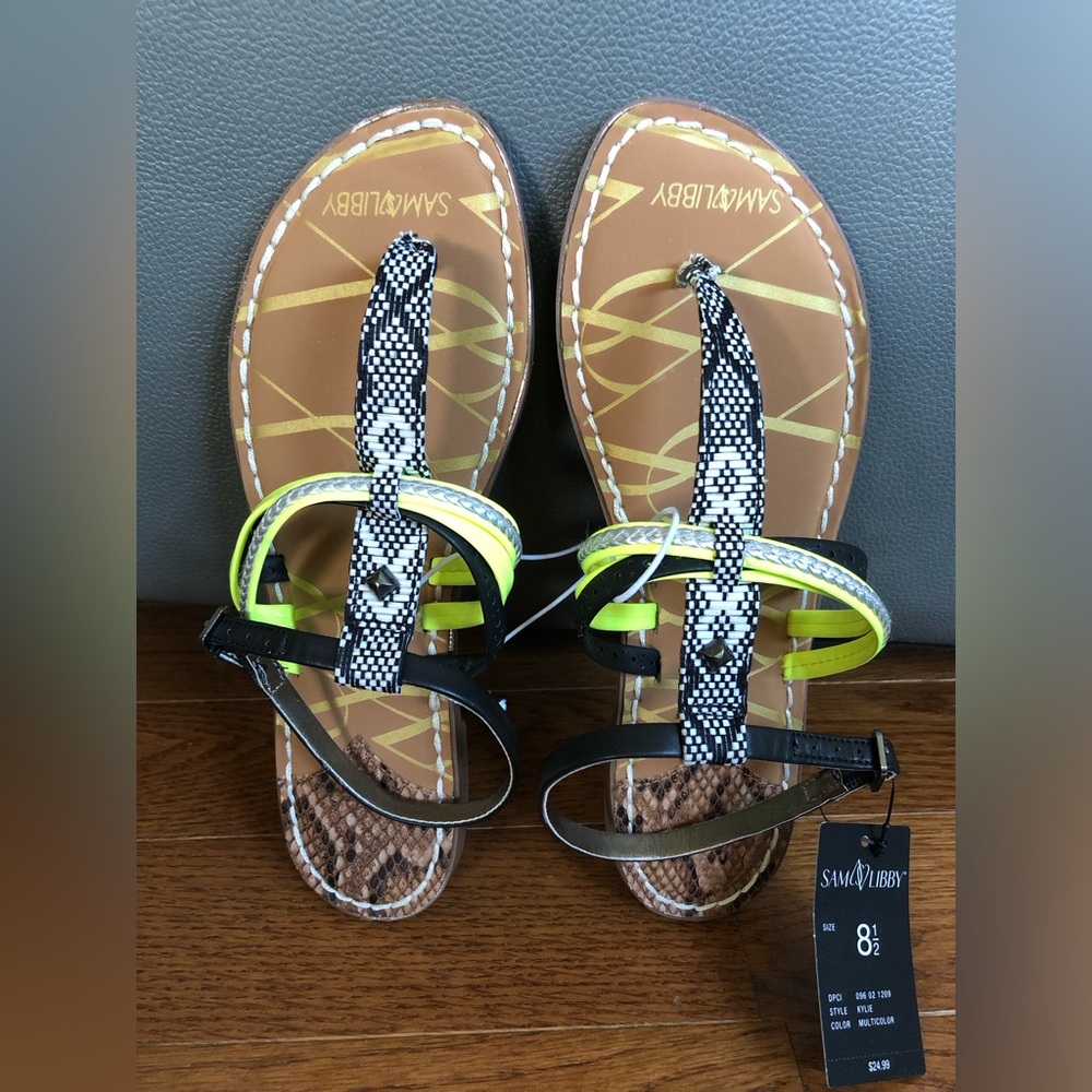Sam & Libby Kylie Flat Sandal- size 8.5